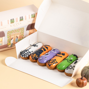 Набор удивительно вкусных эклеров