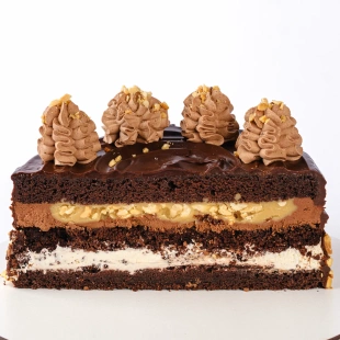 Торт Сникерс