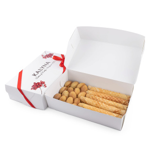 Орешки и трубочки со сгущенкой