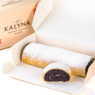 Штрудель маково-черничный