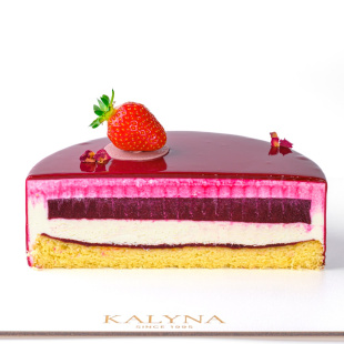 Торт Йогуртово-ягодный