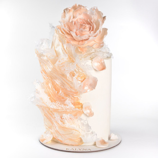 Торт с пионом